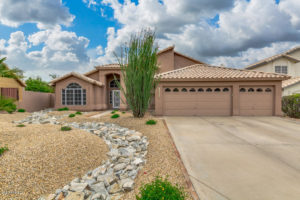 What To Know About Buying Home Owners Insurance in Phoenix, Arizona